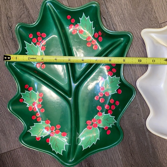 Vintage Christmas Plastic Divided Serving Cookie Dish Holly Tree - Picture 6 of 10